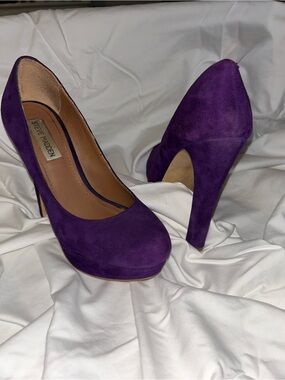 Steve Madden Purple Suede Platform Pumps
